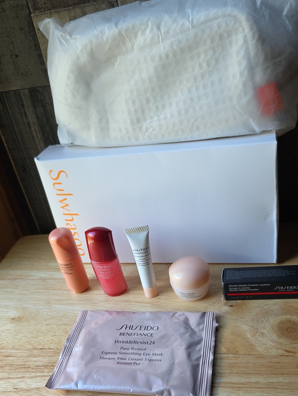 Six Shiseido Products With Bag